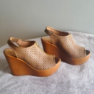 Rock & Candy 4" wedge with zipper - brown - size 6